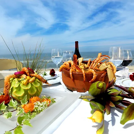 Cristal Vieira & Hotel 4*