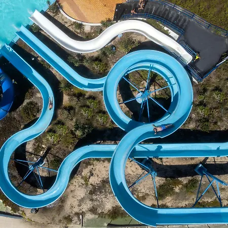 Cristal Vieira & فندق 4*