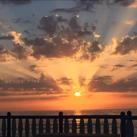 Cristal Vieira & فندق فييرا دي ليريا