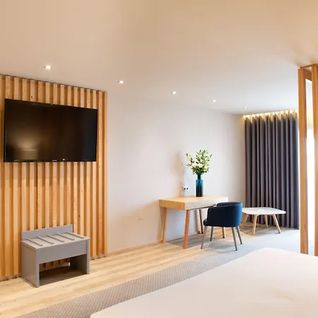 Hotel Cristal Vieira & 4*