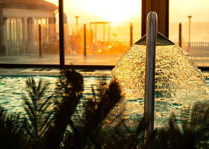 Cristal Vieira & Hotel 4*